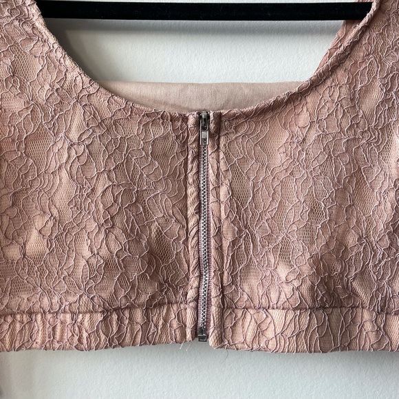 NASTY GAL Puff Lace Crop Top (like new) - Picture 8 of 10